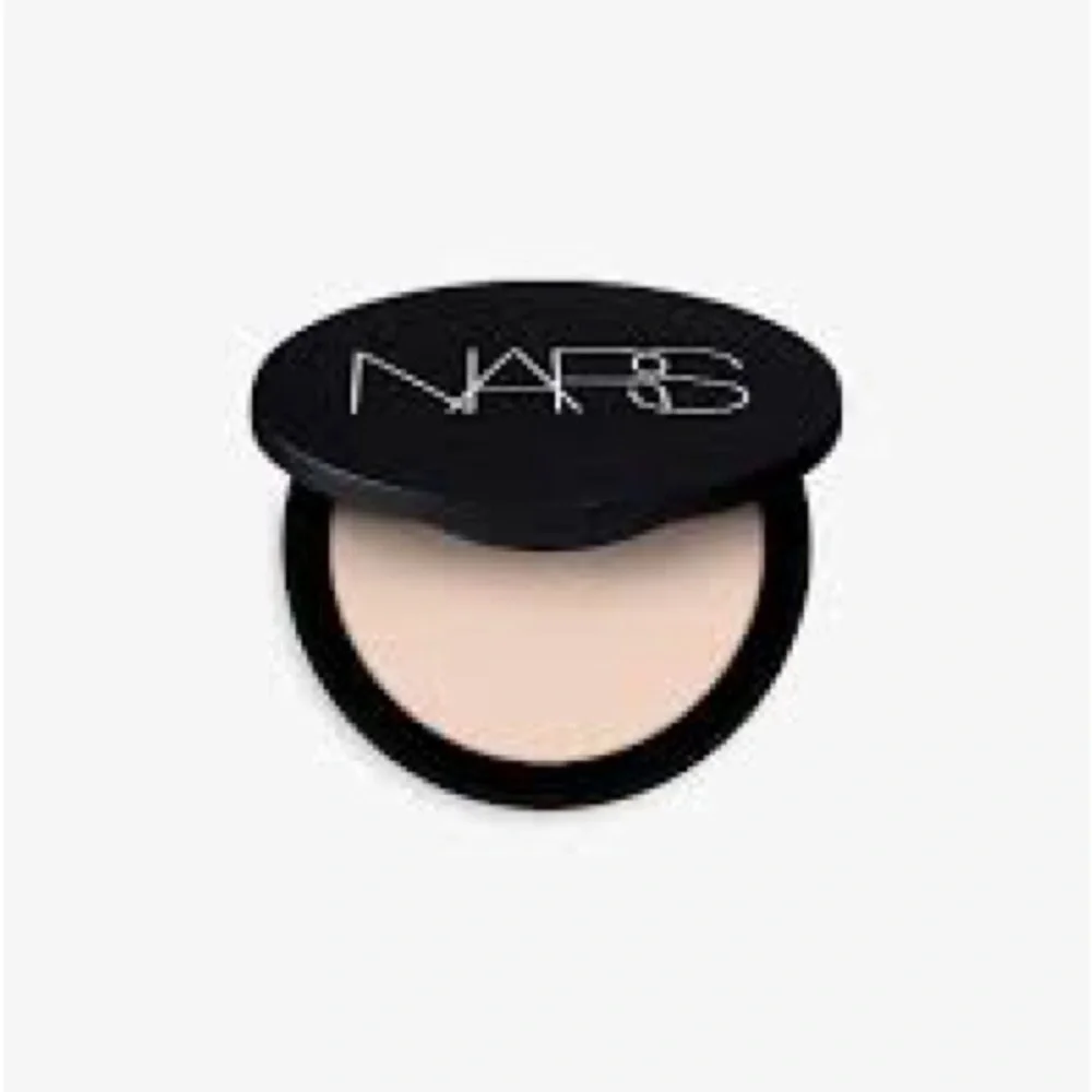 NARS SOFT MATTE ADVANCED PERFECTING POWDER “Cliff”